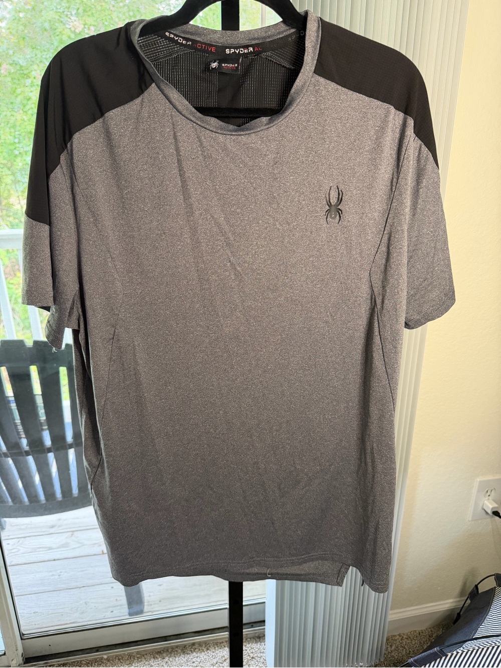 Spyder Active Gray Short-Sleeve Athletic Tee with Black Shoulder Panels - Picture 6 of 7